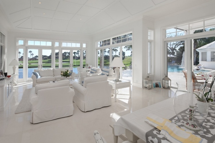 Biely nábytok vidiecky dom s čalúneným obkladom kresla