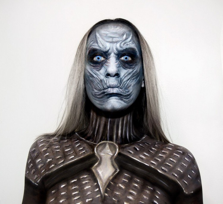 Bieli turisti sa nalíčili -halloween-make-up-do-it-yourself