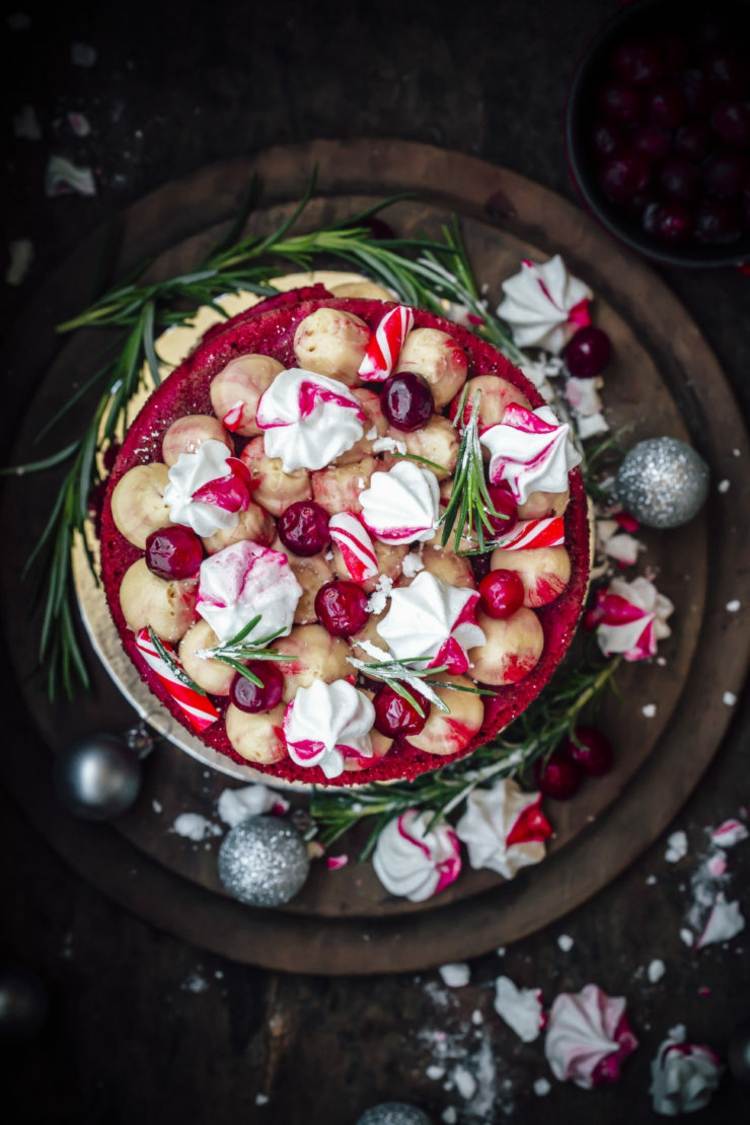 pusinka z červeného zamatu rozmarínové čerešne