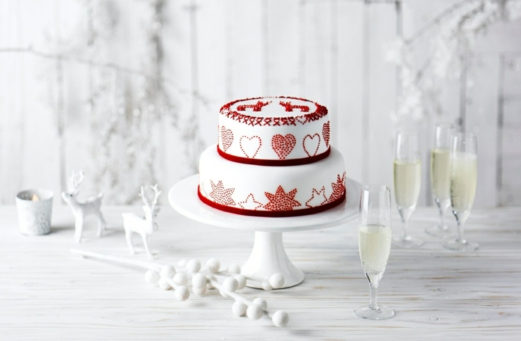 fondánové torty na vianočné ozdobné motívy