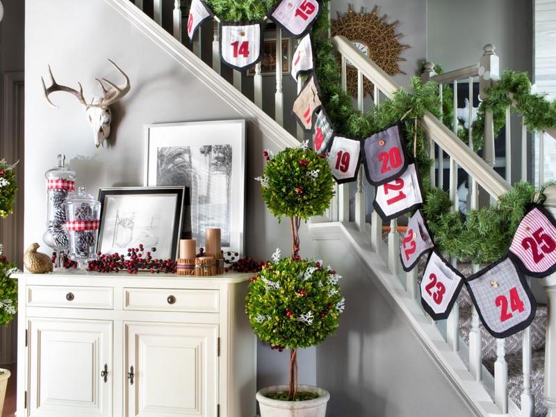 Šitie vianočných ozdôb zo starých tašiek Vianočné remeselné nápady-2015-advent-kalendár-tašky-ušiť