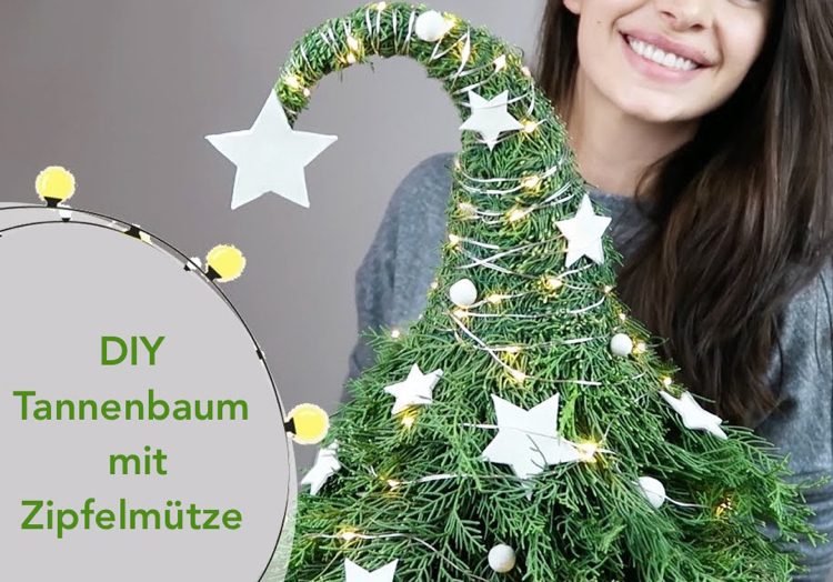 Vyhrotte vianočný stromček z jedľovej zelene so špicatým klobúkom