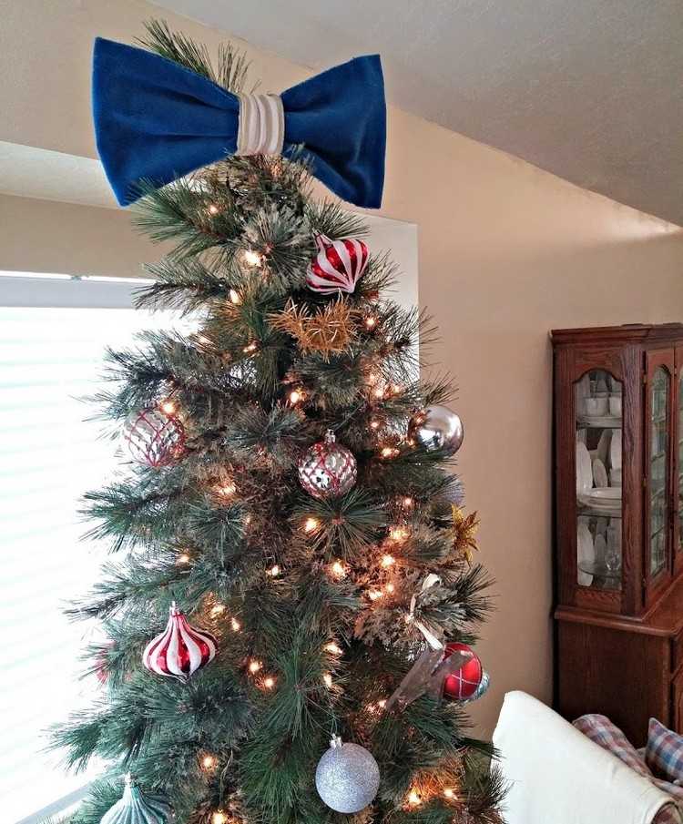 Drobná čipka na vianočný stromček z látkovej zamatovej slučky