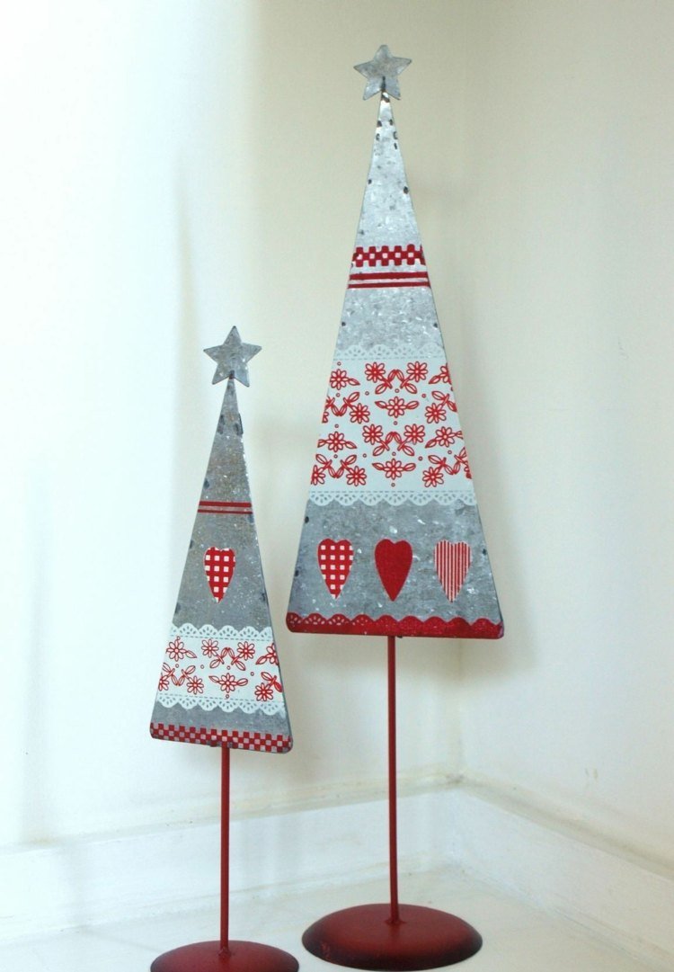 Kovová vianočná dekorácia v škandinávskom štýle vianočná dekorácia kovová jedľa v škandinávskom štýle moderná strieborná červená