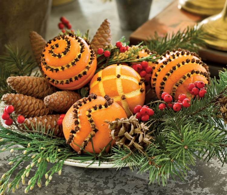 Vyrobte si izbové vône sami, urobte si vianočné ozdoby na stôl