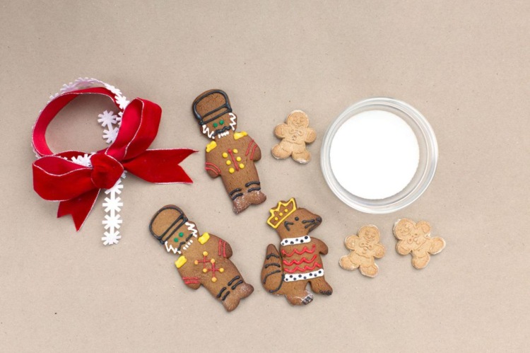 Tinkerová perníková girlanda vianočné ozdoby na stôl