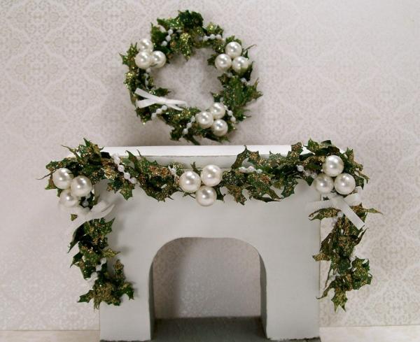 Vianočné ozdoby biely zelený veniec veniec guličky korálky Vianočná ozdoba biely zelený veniec veniec guličky