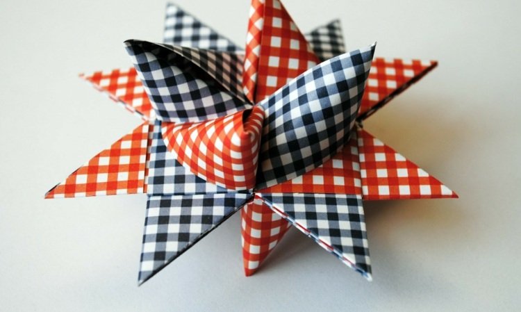 vyrobte si vianočné ozdoby sami 3d hviezda károvaná modrá červená