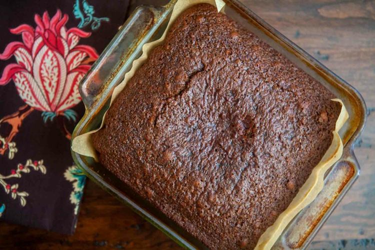 Hranatý perník plnený hruškami alebo iným ovocím