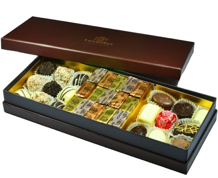 krabička drahých čokolád pre muža na Vianoce drahe-cokolady-krabicka-s-obalom