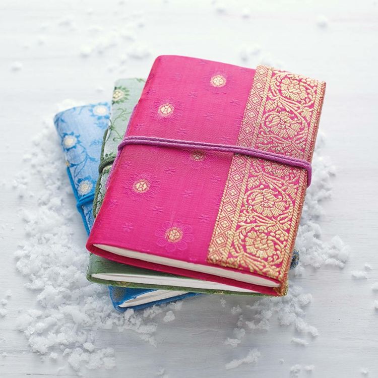 Darujte na Vianoce pekný zošit alebo diár vianočné darčeky pre teenagerov zápisník denník dievča nápad