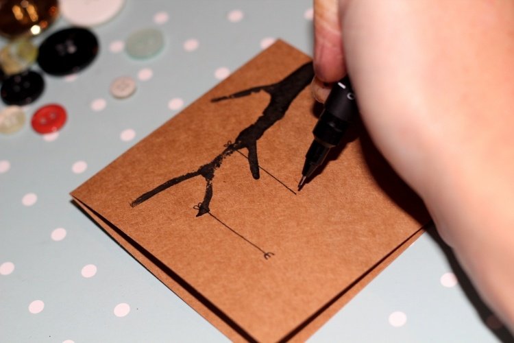 kreatívne nápady na domáce pečiatky vyrobené zo zemiakov Vianočné pohľadnice-urob si sám-drotár-návod-pečiatka-zemiaky-diy-kresba-konárika