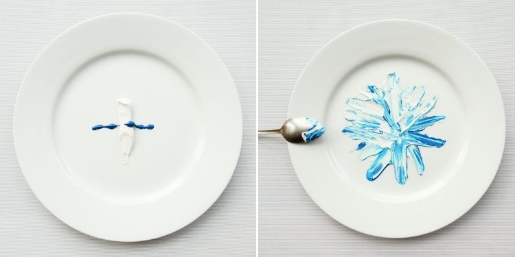 Akrylové farby sú vhodné aj na o niečo väčšie pečiatky Vianočné pohľadnice-urob si sám-drotár-návod-nápady-diy-vločka-pečiatka-farba-taniera