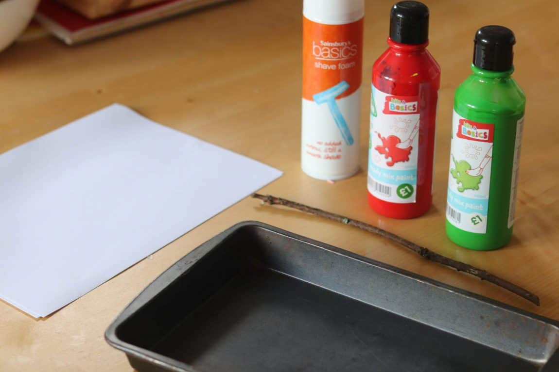 Vyrobte si vianočné pohľadnice sami podľa návodu na akrylové farby