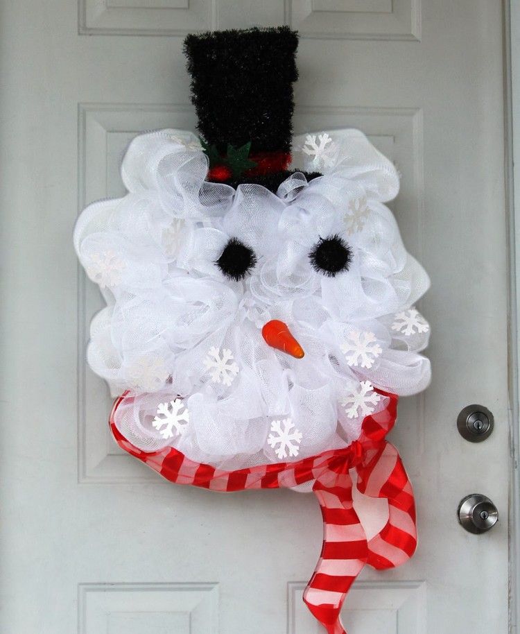 dverný veniec vianočný zaujímavý tvar snehuliak