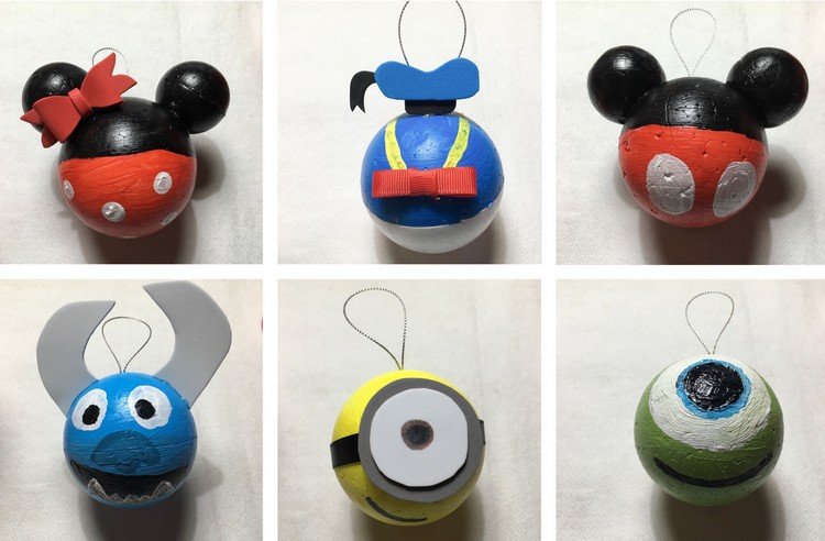 Polystyrénové gule na vianočný stromček vymaľujú motívy z detských filmov