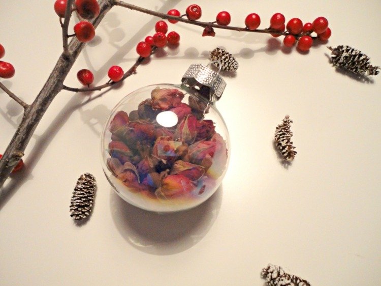 vianočné gule na vyplnenie + výplň-ruža-čaj-ružové-lístky-nápad-rozdať-suché