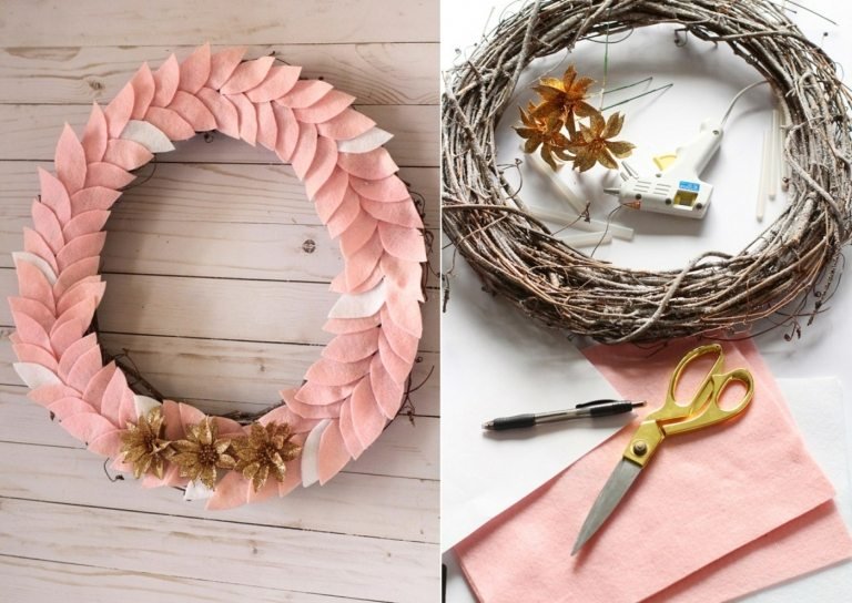 Krásny ružový vianočný venček na dvere vyrobený z filcu a so zlatými kvetmi