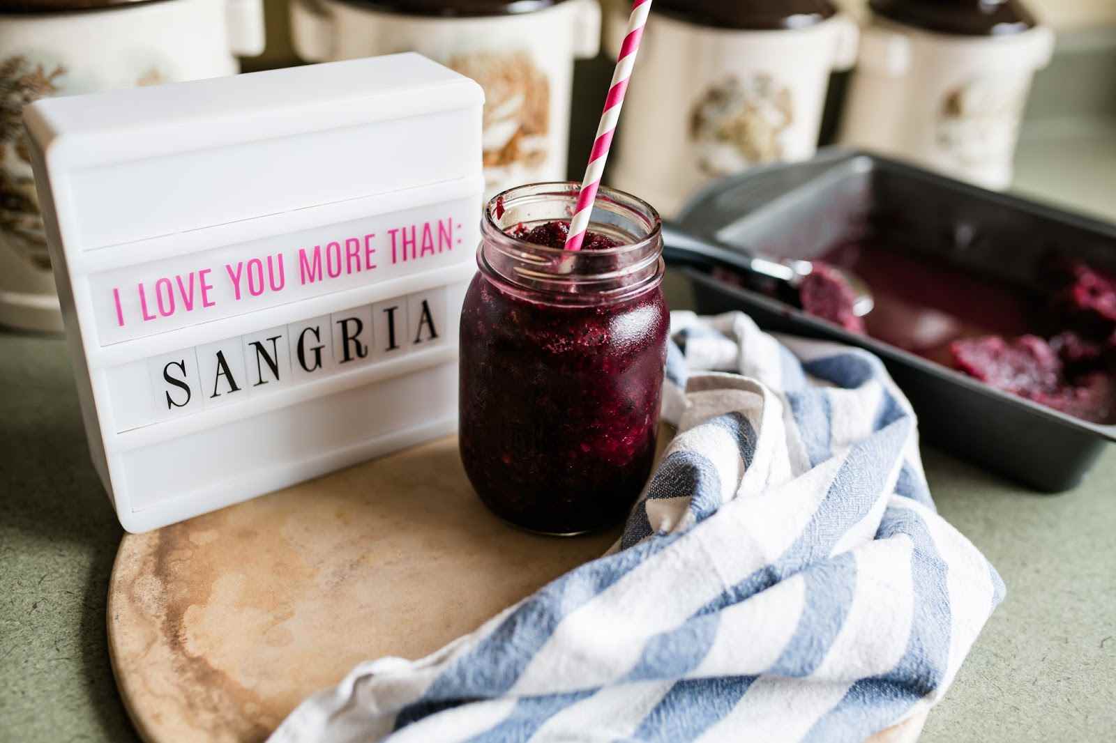 Sangria víno slushie recept černice letné nápoje nápady zdravé
