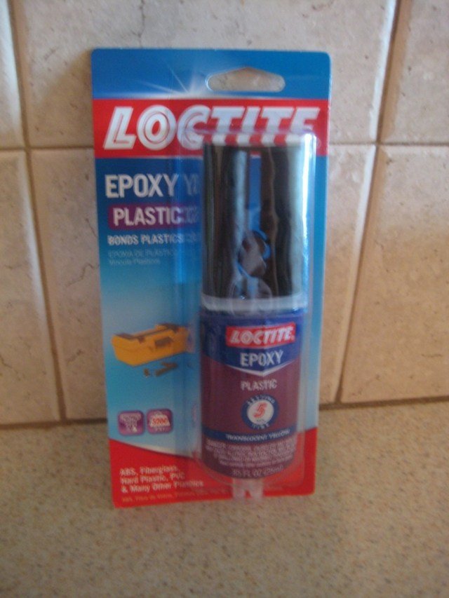 diy stojan na víno pvc lepidlo plastové stavať