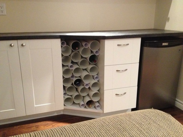 stojan na víno kuchynská skrinka urob si sám PVC rúrky