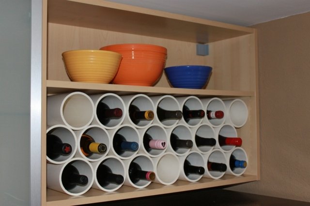 PVC skrinka na víno, kuchynská linka