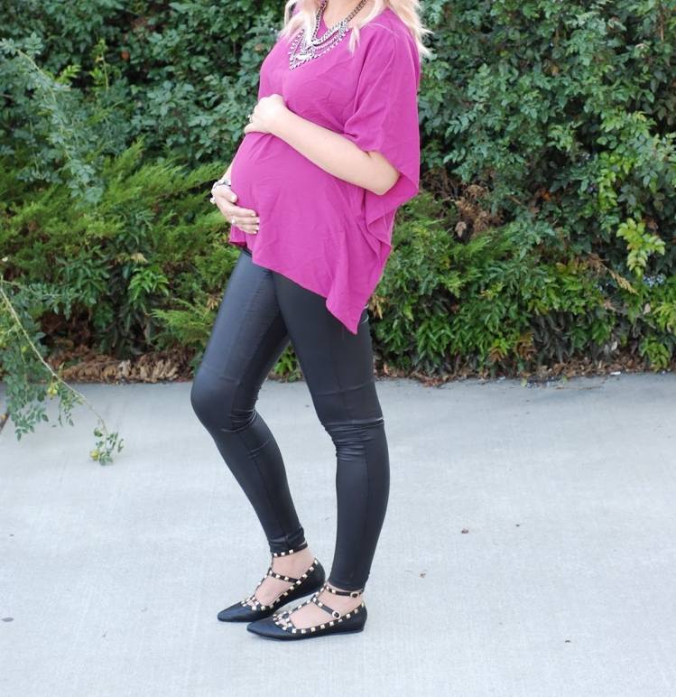 Aké topánky nosiť k legínam tehotenské čierne balerínky s nitmi