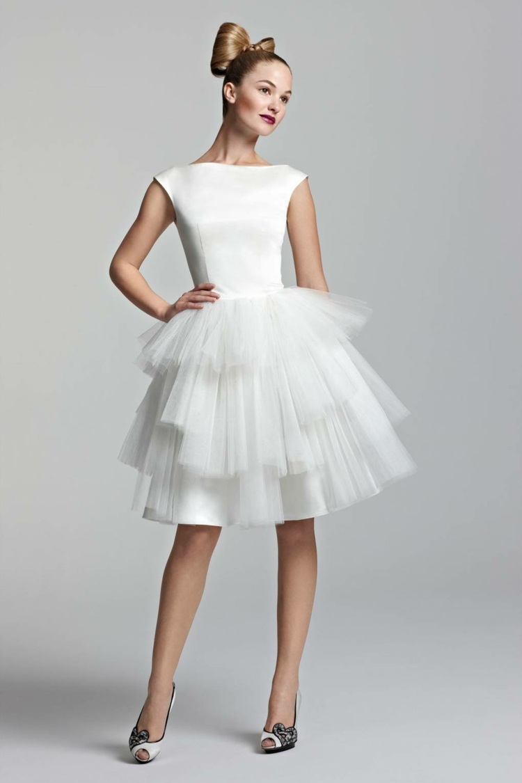 Svadobné šaty strihy postava krátke svadobné šaty nápady svadobná móda