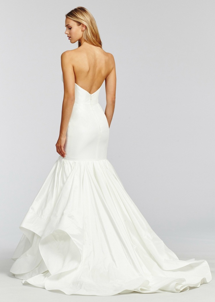 Ktoré svadobné šaty športová postava svadobné šaty morská panna svadobná móda