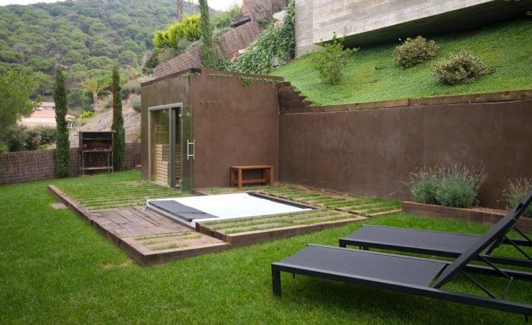 jacuzzi-záhrada-podlaha-vstavaný kryt