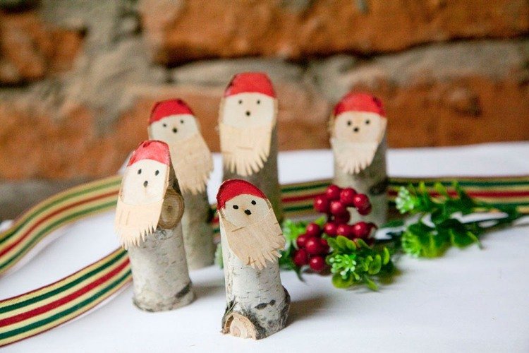 Kmeňoví škriatkovia stromov si robia vlastné nápady z brezového dreva