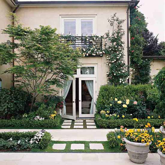 Nápady na dizajn predné dvorkové nášľapné kamene trávnikové lezenie ruží