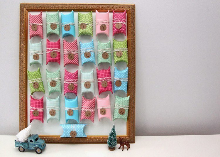 Tinker toaletný papier valcuje nápady na Vianoce pre deti