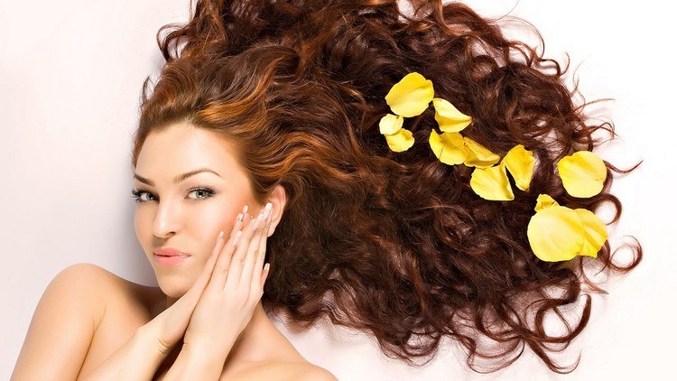 Bez stresových faktorov vlasy rastú rýchlejšie accelerate-hair-growth-let-grow-long-curly-hair