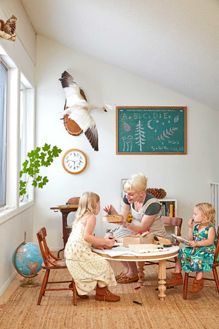 Šikovné študovne a prírodné farby - rustikálny nádych zaisťuje útulnosť