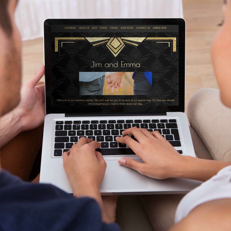 Navrhnite a pošlite svadobné oznámenia online