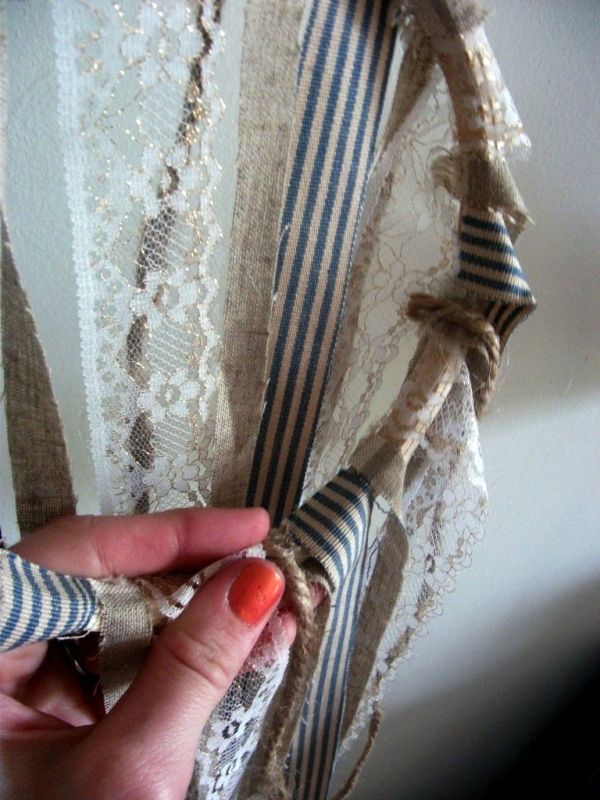 Navrhnite si-vlastné-návody-na-použitie-látkových-svietnikov