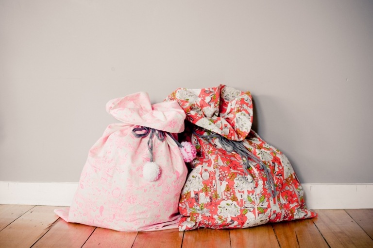 Nápad na balenie z látky pre každú príležitosť - narodeniny, Vianoce alebo Veľkú noc