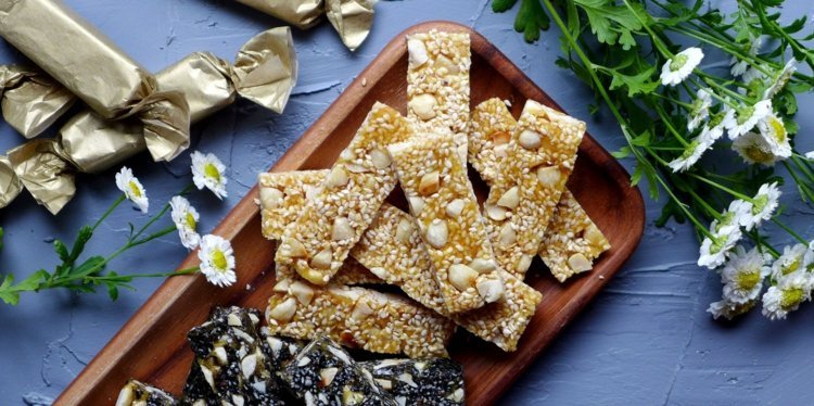 Urobte zo sezamu krehký med s bez cukru Recept na život bez cukru