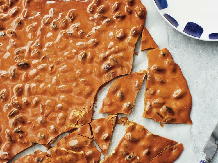 Domáce krehké variácie receptov Arašidy Karamel domáci