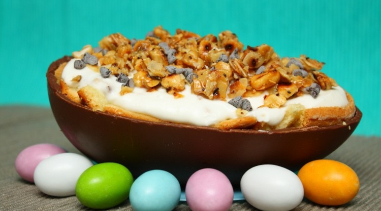 Krehké vajíčka robia vaše vlastné recepty na nápady na veľkonočné dezerty