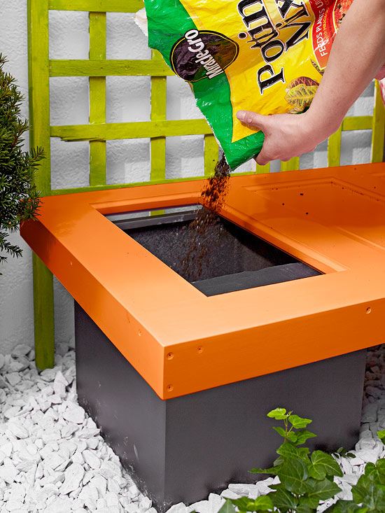 lavica stavať funkčne praktické sedenie, kvetináč zároveň