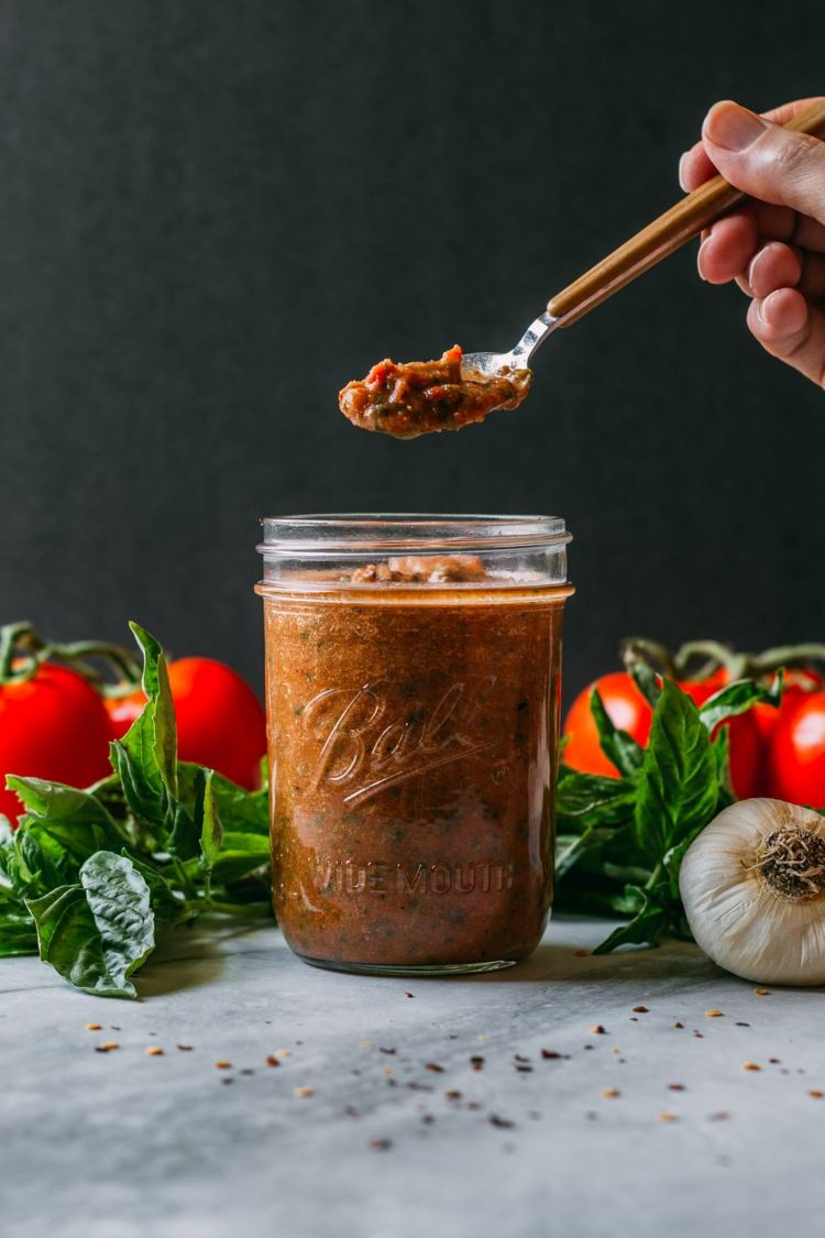 Recept na sušené paradajkové pesto z červeného pesta Roso