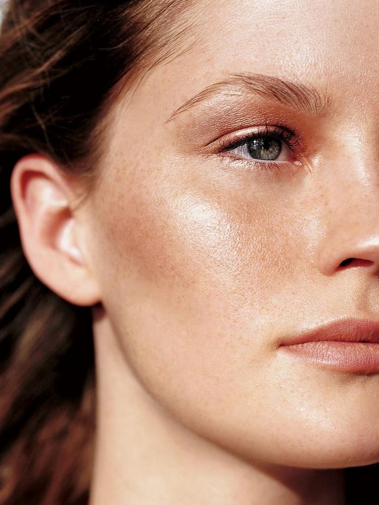 Sérum s vitamínom C proti pigmentácii pokožky