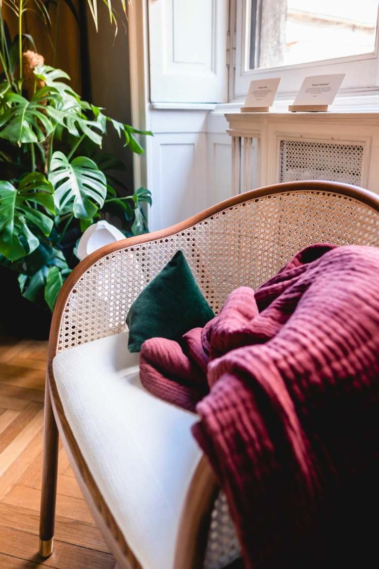 Elegantné kreslo pre nábytok v štýle art deco