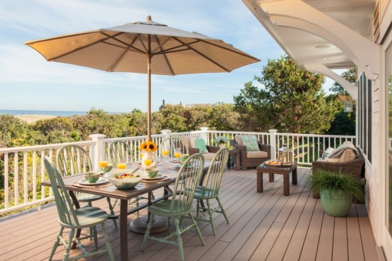 Mintovo zelené stoličky Windsor v jedálni Stolička Windsor-vintage-mäta-zelená-balkón