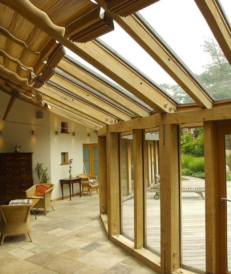 zimná záhrada-drevo-stavať-tipy-zasklenie-prírodný kameň-podlaha-shalosia-tkanina-svetlo