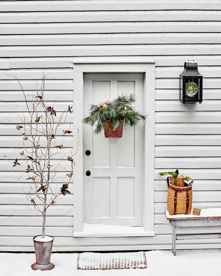 Dekorácia v januári až marci pre nápady na vstup do domu