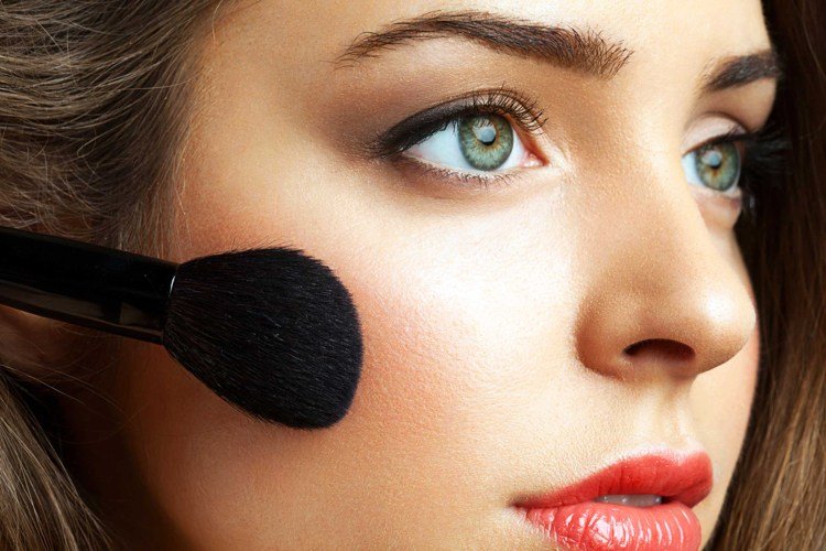 farby zimného typu stylingové tipy líčenie