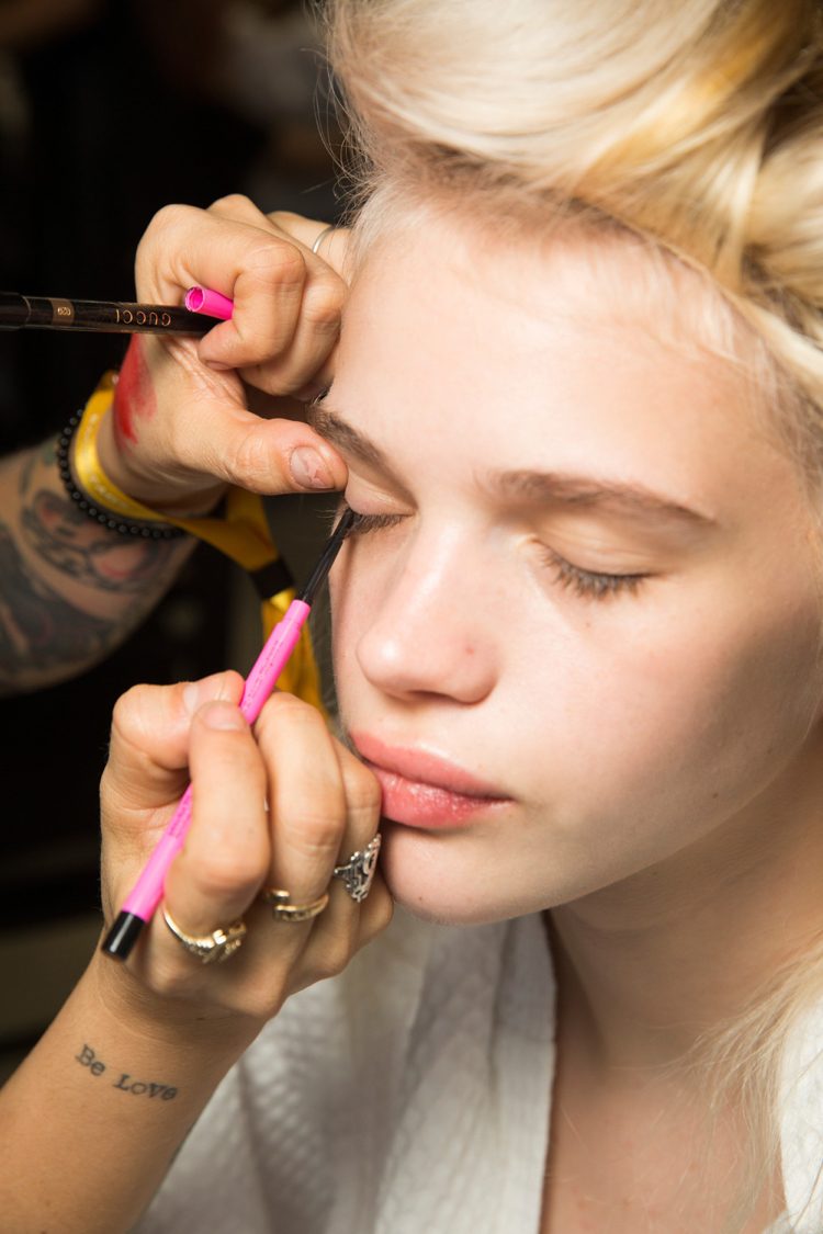 farby zimného typu make-up make-up platinová blond